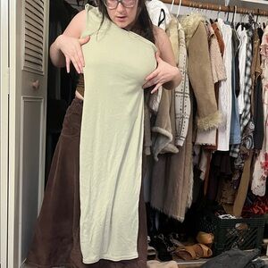 Elegant Green Sleeveless Dress